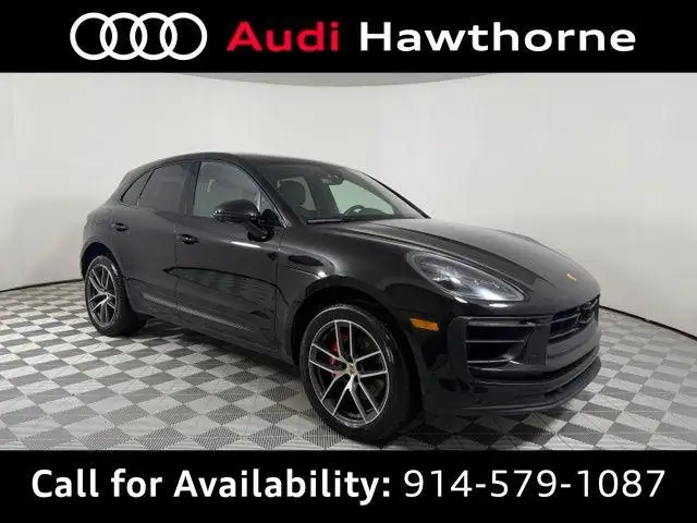 2023 Porsche Macan S's photo