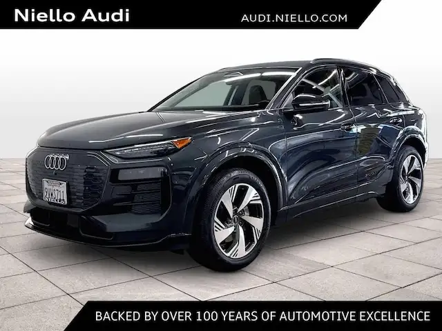 2025 Audi Q6 e-tron Premium Plus quattro's photo