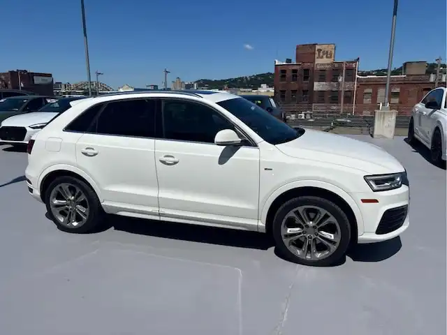 2017 Audi Q3 2.0T Prestige Tiptronic quattro's photo