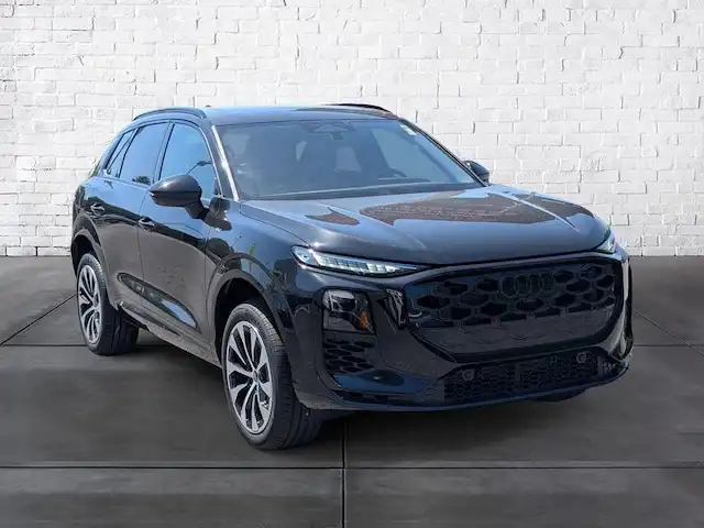 2026 Audi Q3 S line quattro's photo