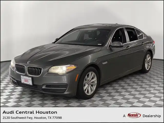 2014 BMW 5 Series 528i Sedan's photo