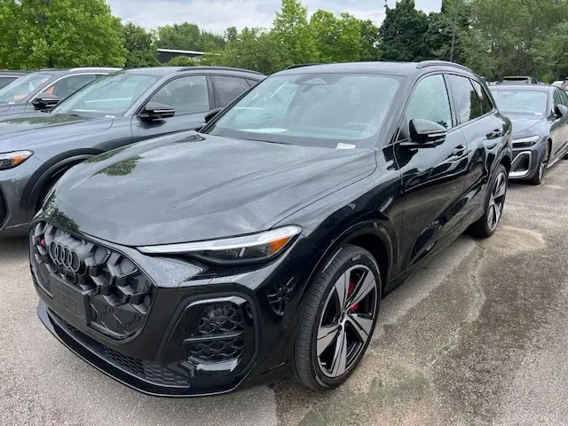 2026 Audi SQ5 Premium Plus quattro photo 1