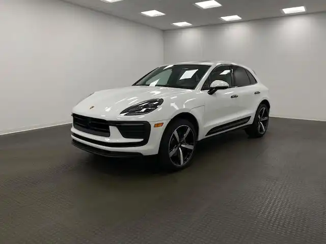 2026 Porsche Macan T's photo