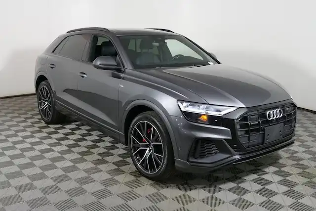 2022 Audi Q8 55 Premium Plus quattro Tiptonic's photo