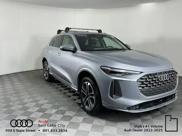 2025 Audi Q5 40 Premium Plus's photo