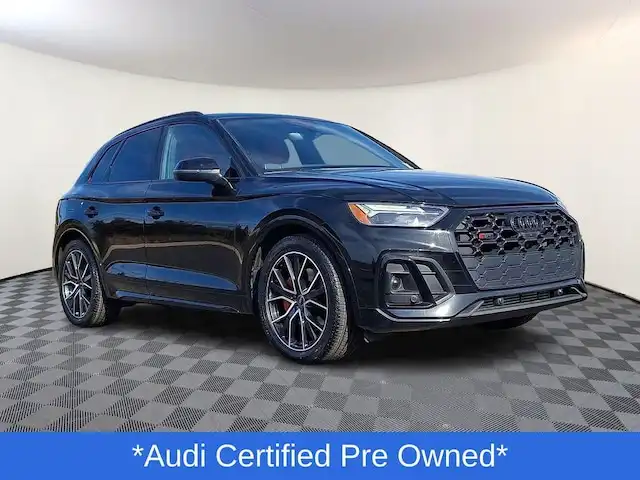 2023 Audi SQ5 Premium Plus's photo