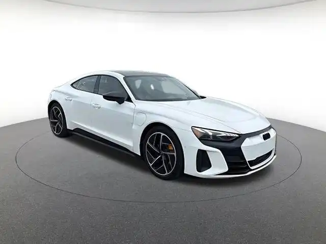 2023 Audi RS e-tron GT Base's photo