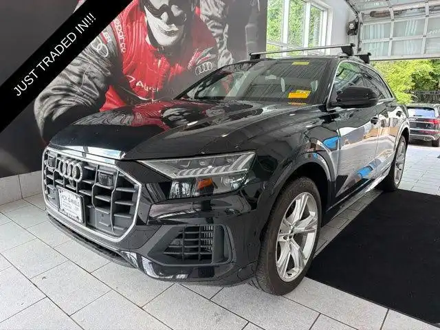 2021 Audi Q8 55 Premium Plus Tiptonic quattro's photo