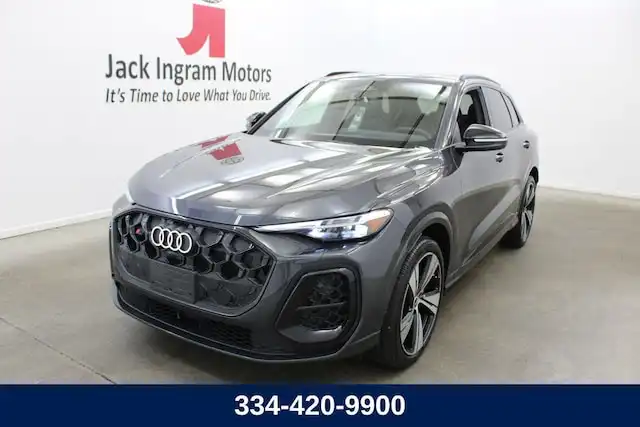 2026 Audi SQ5 Premium Plus quattro's photo