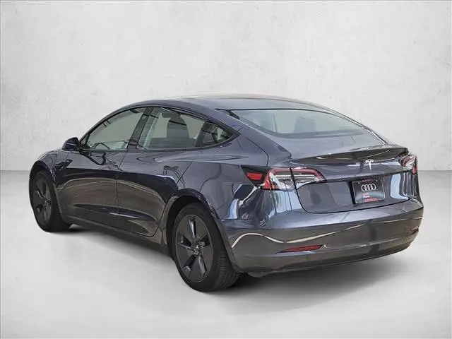 2023 Tesla Model 3 Base photo 5