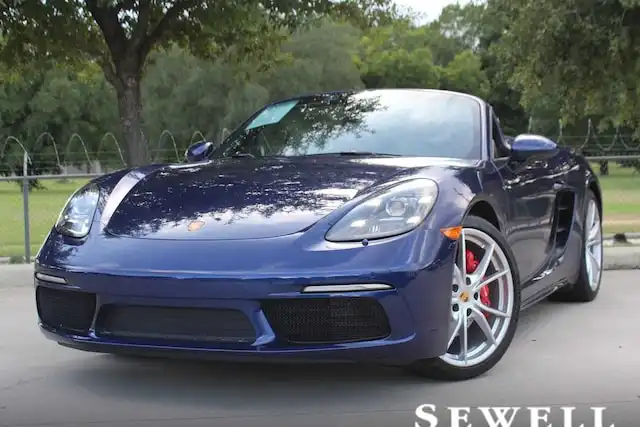 2025 Porsche 718 Boxster S's photo
