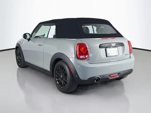 2018 MINI Cooper Convertible photo 5