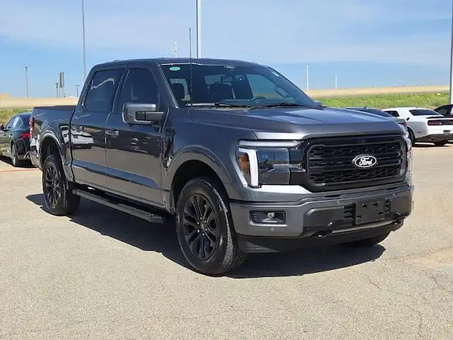 2025 Ford F-150 Lariat 4x4 SuperCrew 5-1/2 Box's photo