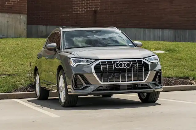 2023 Audi Q3 45 TFSI S Line Premium quattro's photo