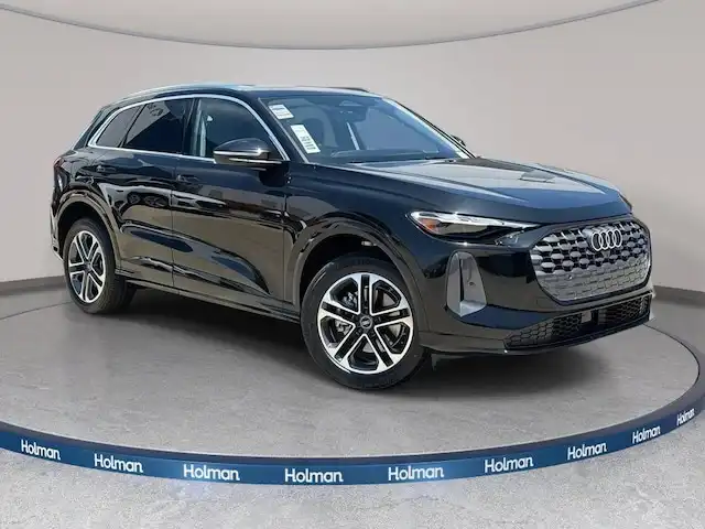 2025 Audi Q5 40 Premium's photo