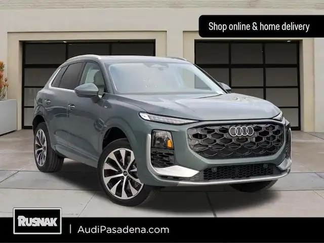 2026 Audi Q3 S line quattro's photo