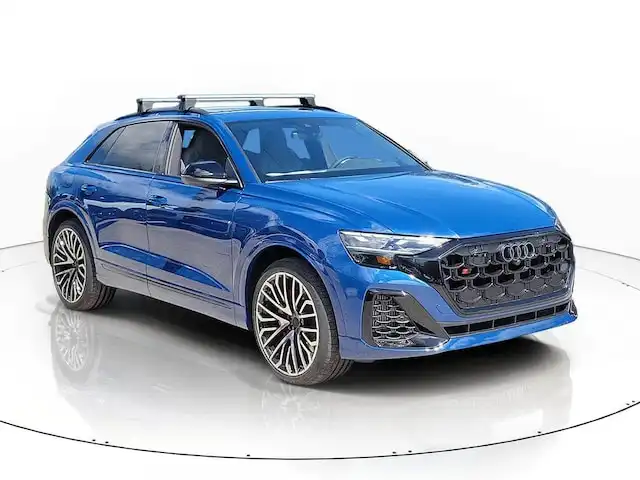 2026 Audi SQ8 Premium Plus quattro's photo