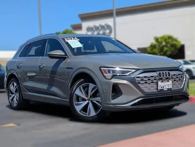 2024 Audi Q8 e-tron 55 114 kWh Premium Plus quattro's photo