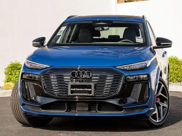 2027 Audi SQ6 e-tron Prestige quattro's photo