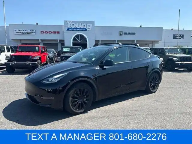 2021 Tesla Model Y Long Range Dual Motor All-Wheel Drive's photo