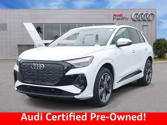2023 Audi Q4 e-tron 50 Premium quattro's photo