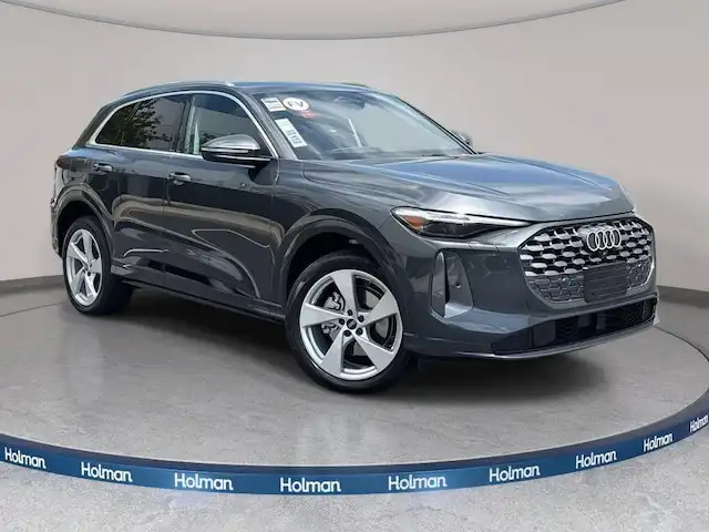 2025 Audi Q5 40 Premium Plus's photo