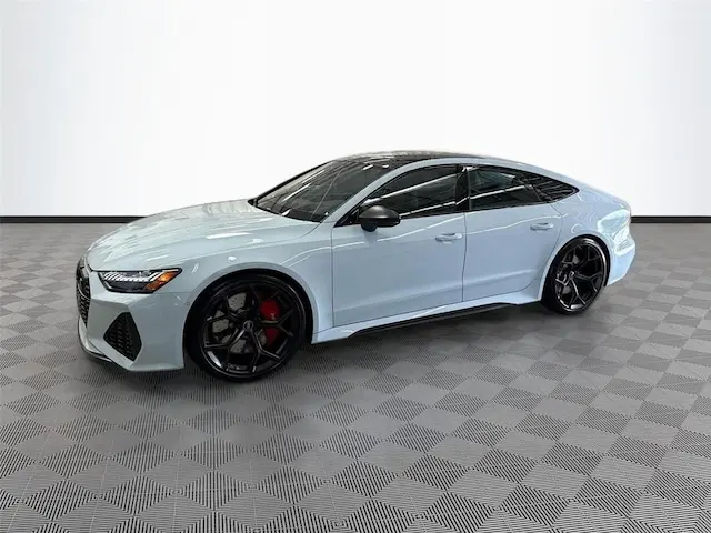 2025 Audi RS7 Performance photo 3