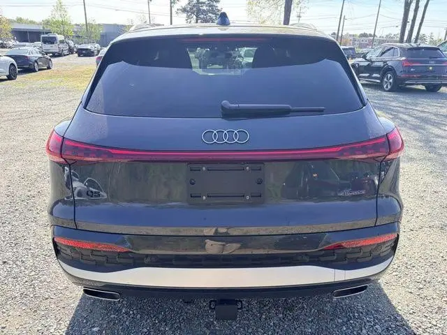 2025 Audi Q5 Premium Plus quattro photo 4