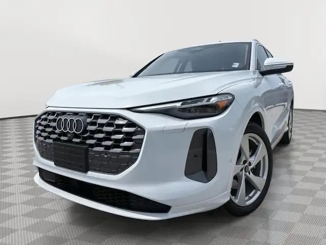 2025 Audi Q5 Prestige quattro's photo