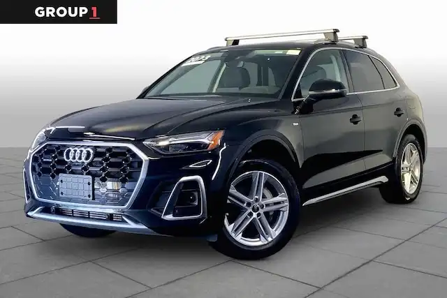 2023 Audi Q5 55 e Premium Plus's photo