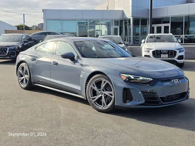2024 Audi e-tron GT Premium Plus quattro's photo