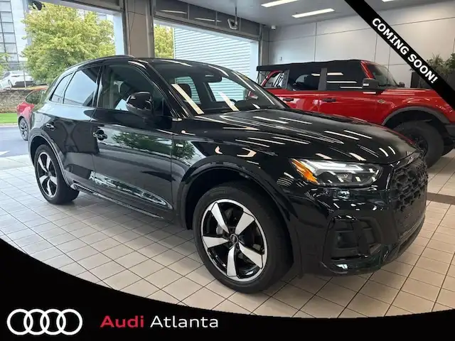 2023 Audi Q5 45 Premium Plus's photo