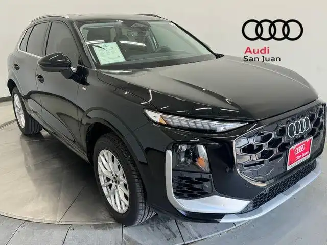 2026 Audi Q3 S line quattro's photo
