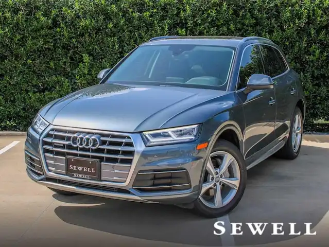 2020 Audi Q5 45 quattro S tronic Premium Plus's photo