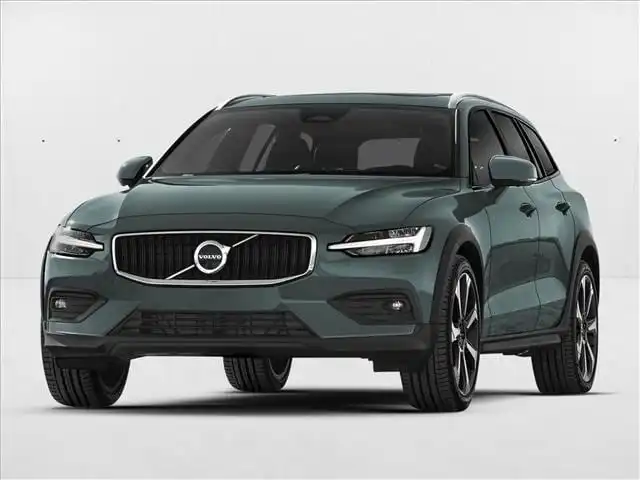 2026 Volvo V60 Cross Country B5 Ultra AWD's photo