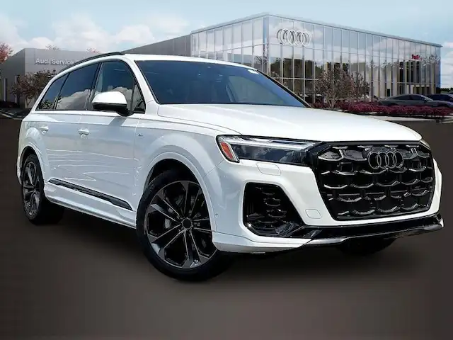 2026 Audi Q7 55 S Line Premium Plus quattro Tiptronic's photo