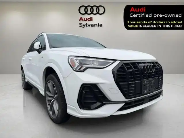 2024 Audi Q3 45 TFSI S Line Premium quattro's photo