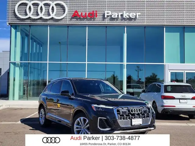2025 Audi Q7 55 Premium quattro Tiptronic's photo