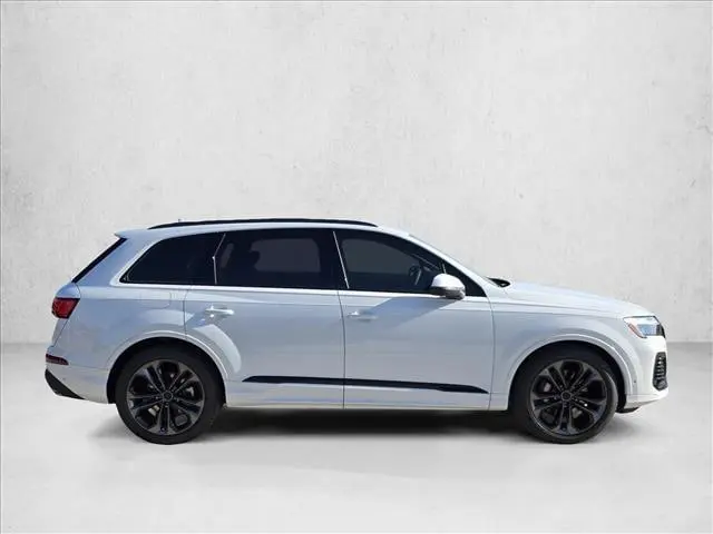 2026 Audi Q7 55 Premium Plus quattro Tiptronic photo 4