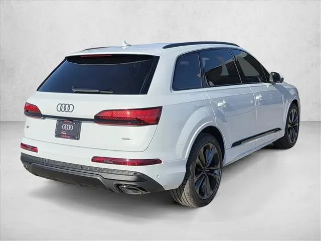 2026 Audi Q7 55 Premium Plus quattro Tiptronic photo 5