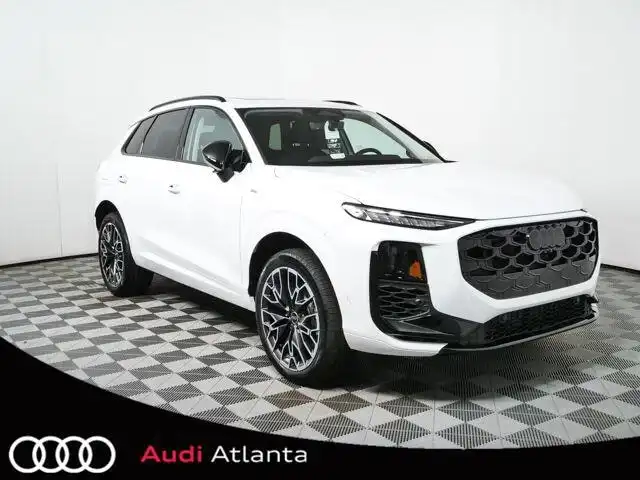 2026 Audi Q3 S line quattro's photo