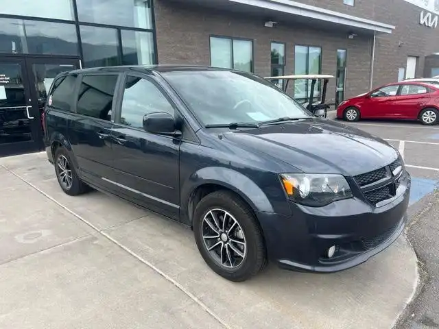 2013 Dodge Grand Caravan SXT's photo
