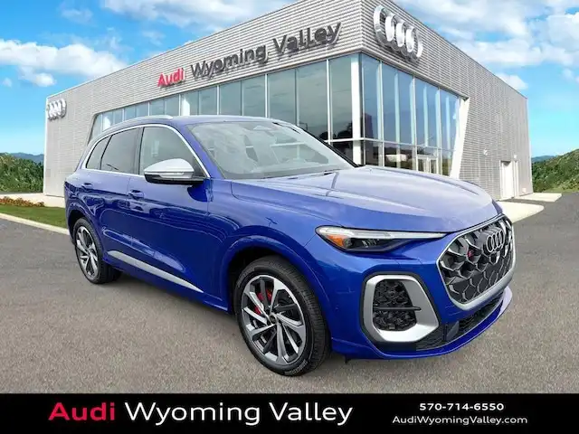 2026 Audi SQ5 Premium Plus quattro's photo