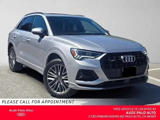 2023 Audi Q3 40 TFSI Premium quattro's photo