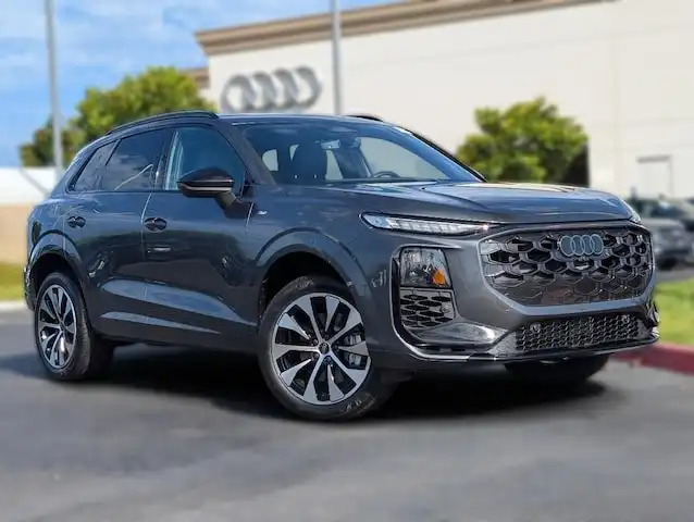 2026 Audi Q3 S Line quattro's photo