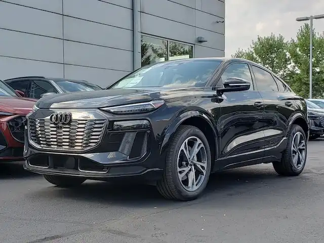 2027 Audi Q6 Sportback e-tron Premium Plus quattro's photo