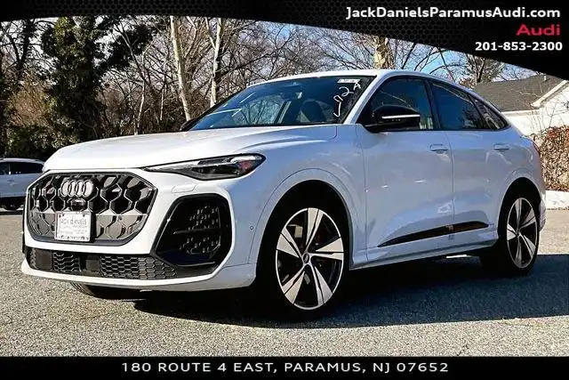 2025 Audi SQ5 Sportback Premium Plus's photo