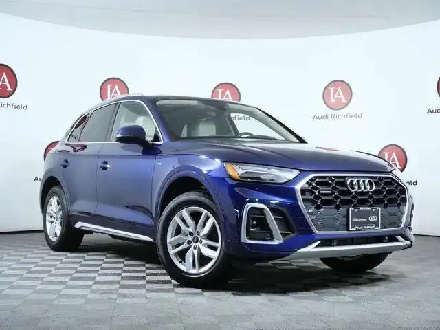 2023 Audi Q5 45 Premium's photo