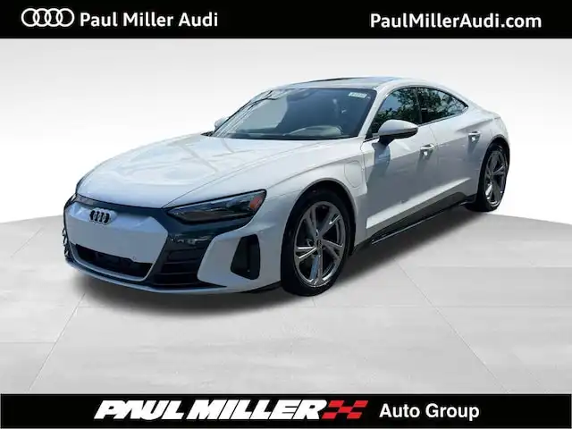 2024 Audi e-tron GT Premium Plus quattro's photo