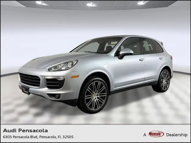 2017 Porsche Cayenne Platinum Edition's photo